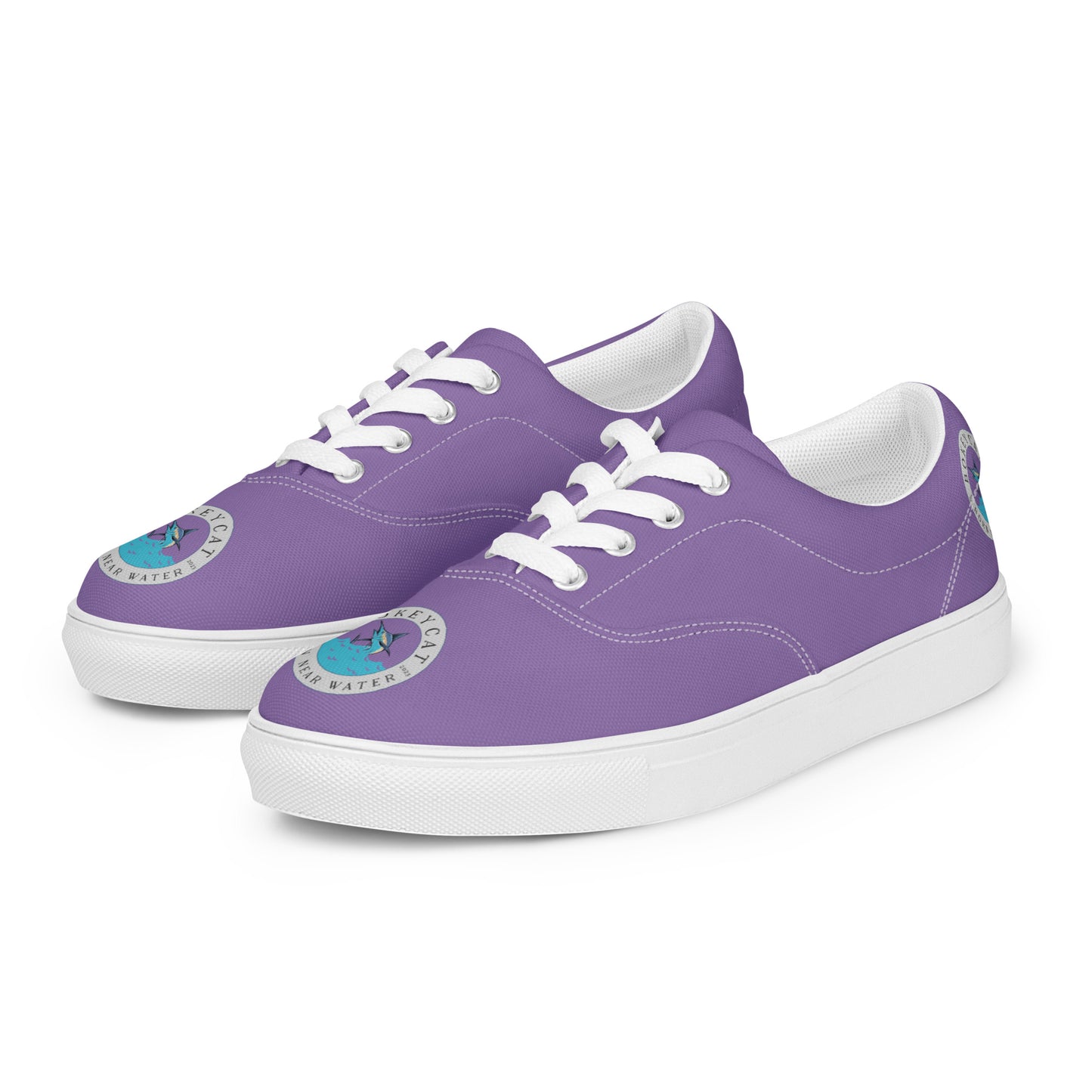 BokeyCat women’s lace-up canvas shoes
