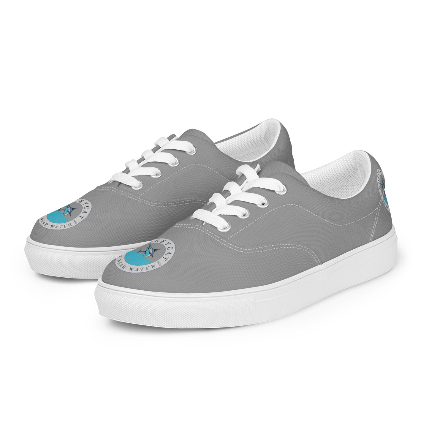 BokeyCat women’s lace-up canvas shoes